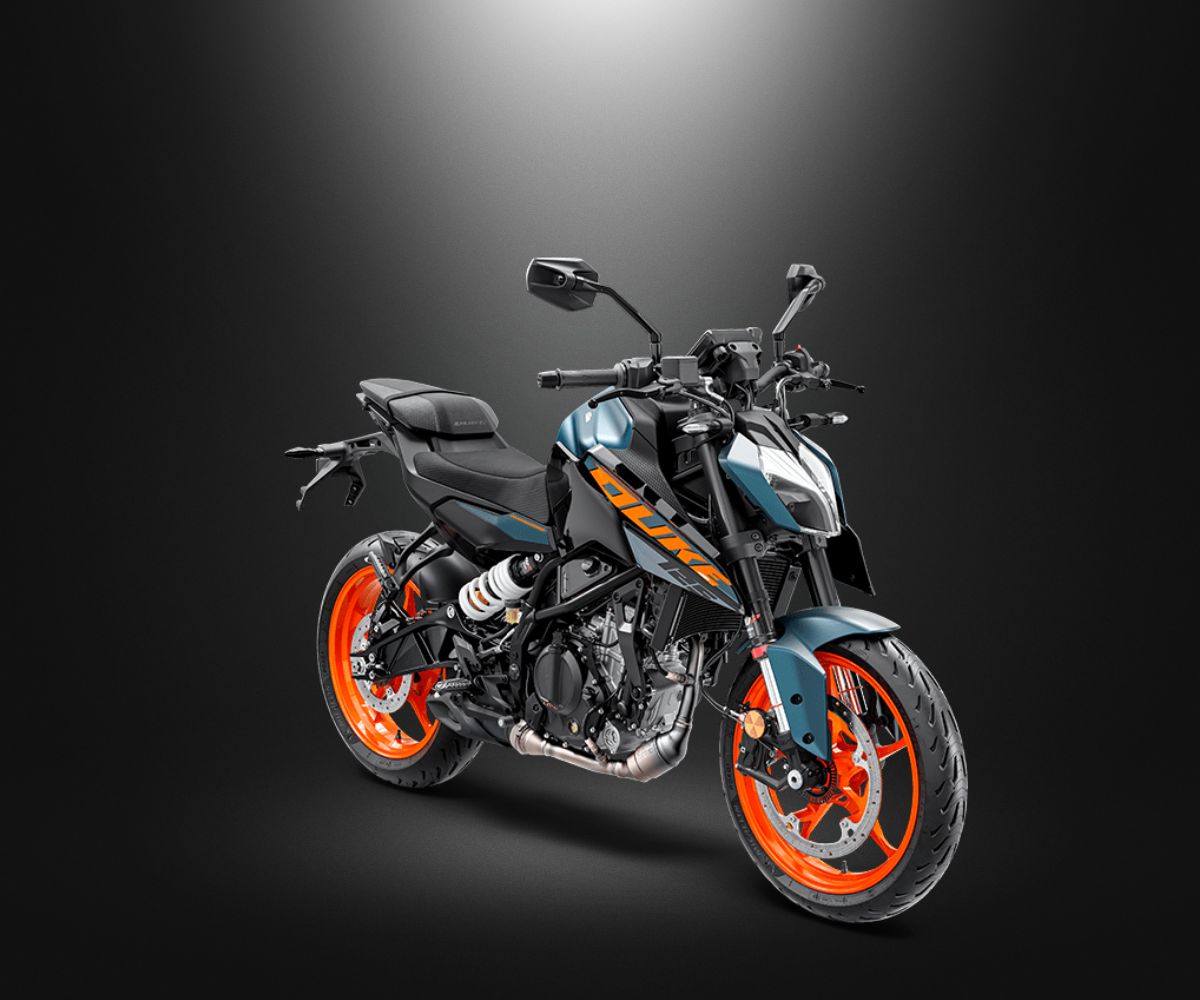 KTM 125 Duke Blue 2024 in promozione MotoMoto Shop