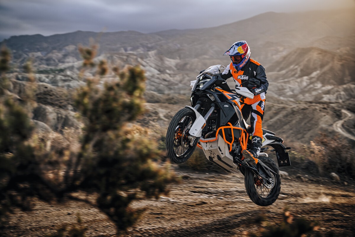 KTM 1390 Super Adventure con formula Cash Plan